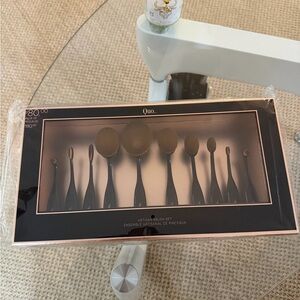 Quo Artisan Brush Set